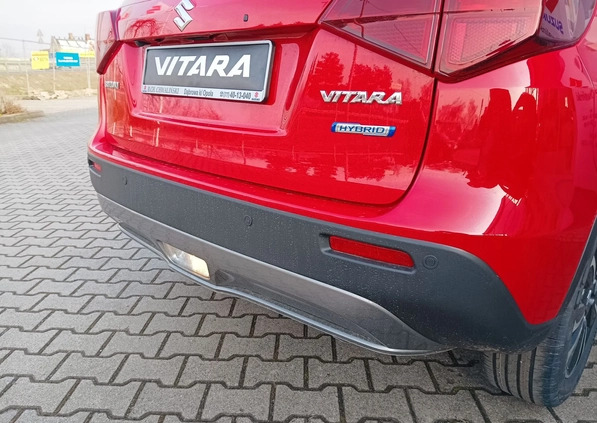 Suzuki Vitara cena 120590 przebieg: 5, rok produkcji 2024 z Szczebrzeszyn małe 191